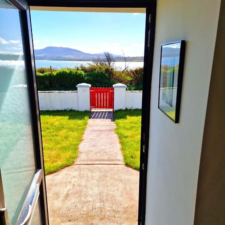 Shore Cottage - Cosy Comfort At The Sea Knights Town Exterior foto