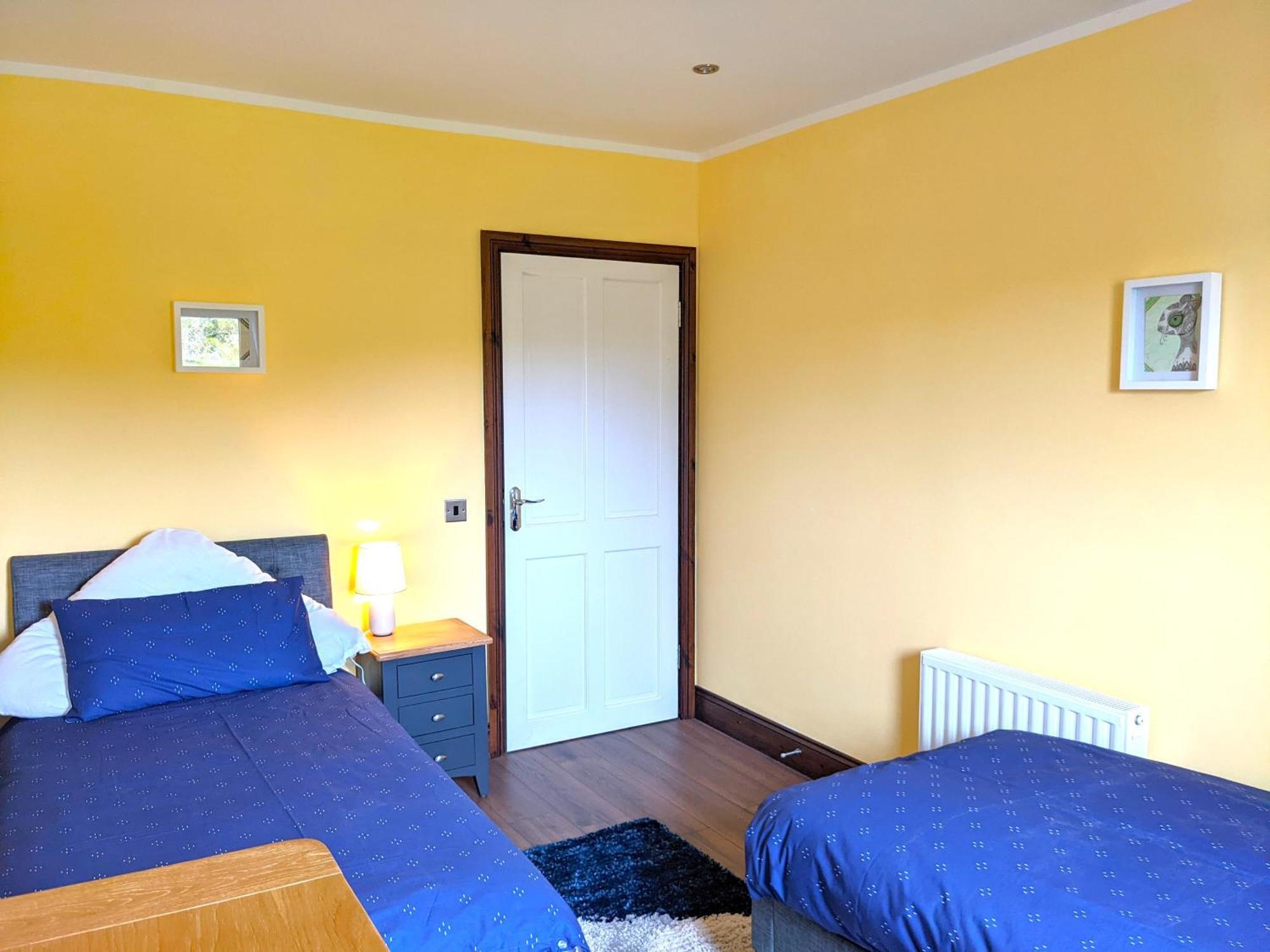 Shore Cottage - Cosy Comfort At The Sea Knights Town Exterior foto