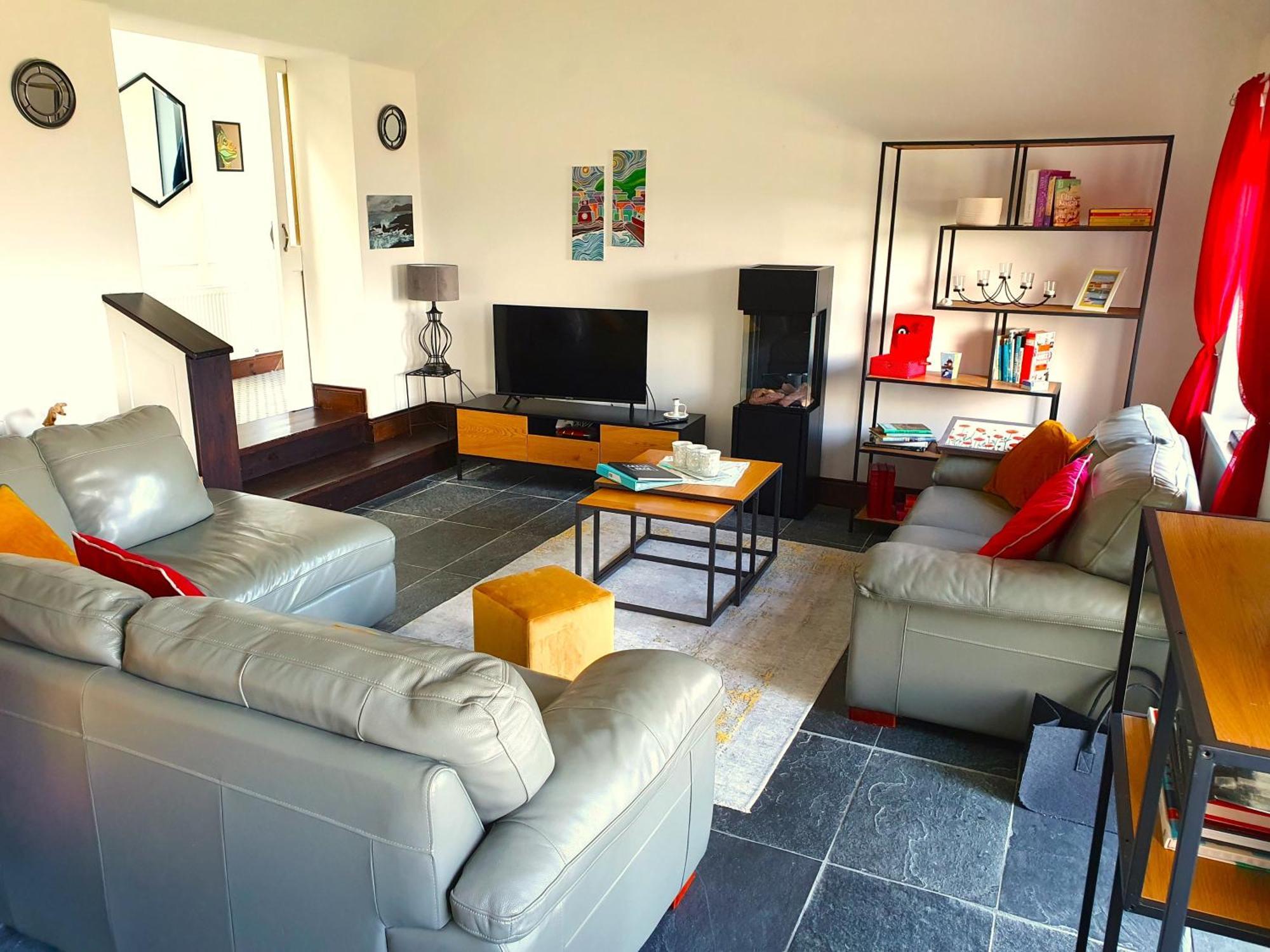 Shore Cottage - Cosy Comfort At The Sea Knights Town Exterior foto